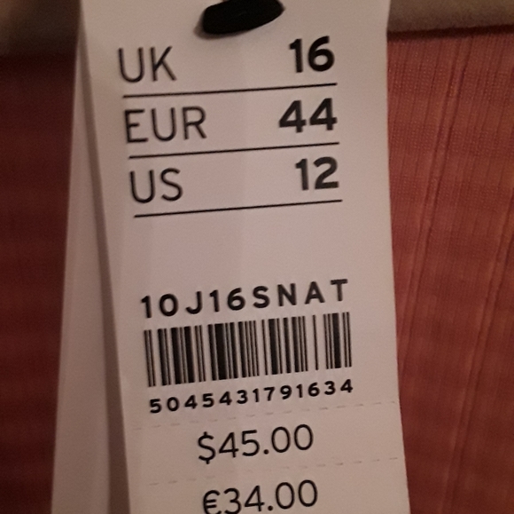 TOPSHOP Long Sleeve Seersucker Wrap… - Picture 9 of 9